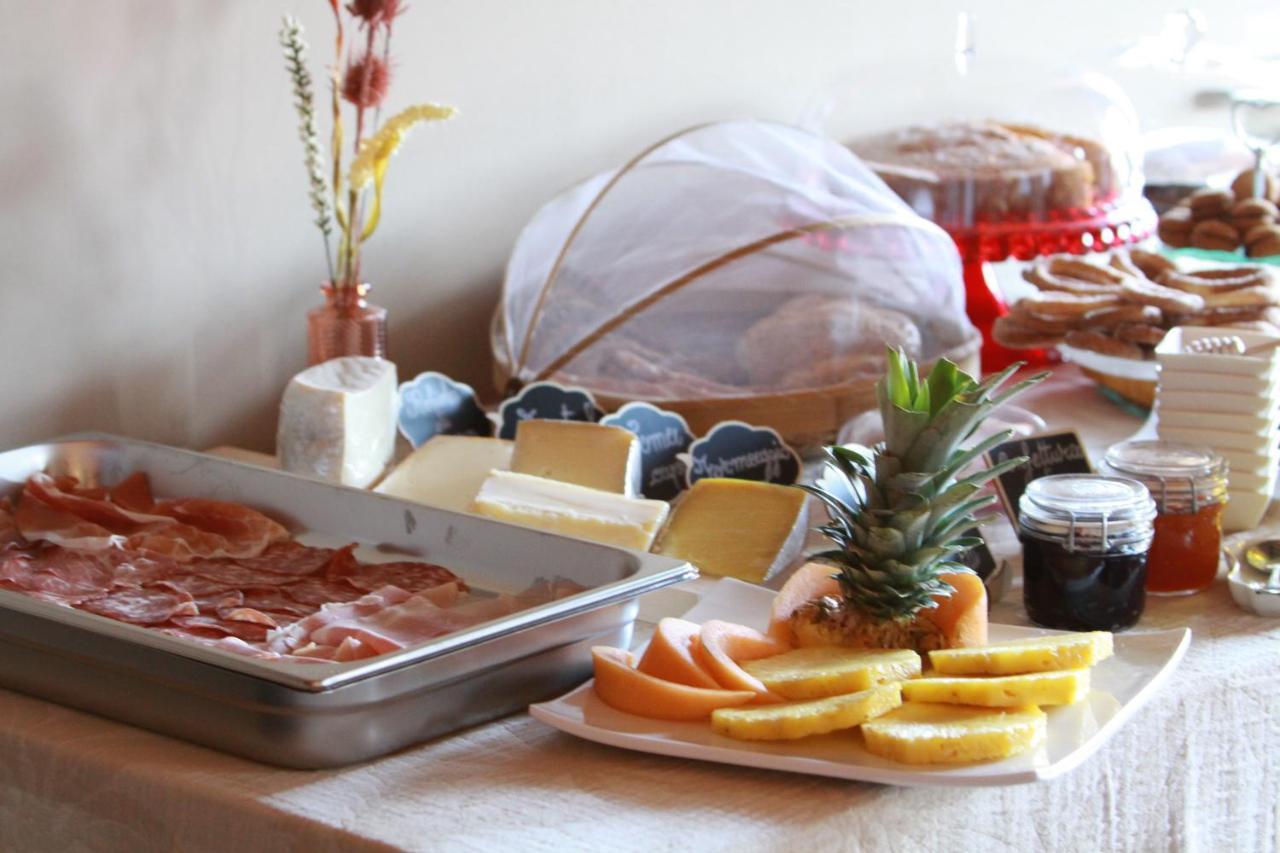 Bed and Breakfast Bed & Brekfast Da Kate Dreams And Colors Foglizzo Exterior foto